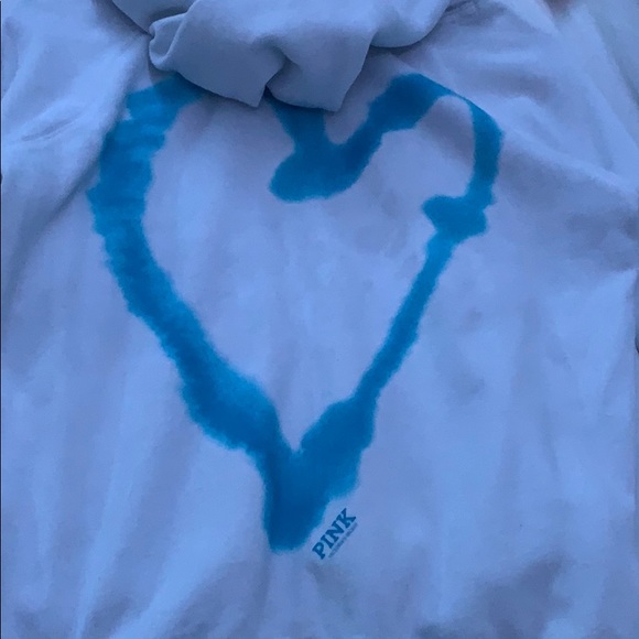 A pink hoodie - Picture 2 of 2